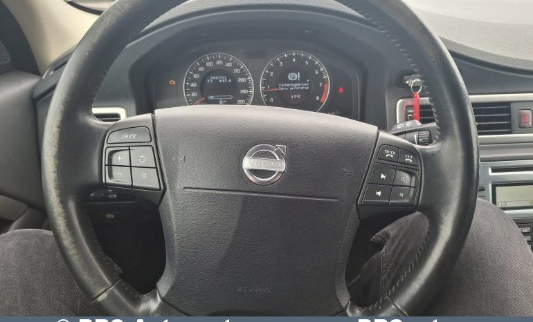 
								Volvo V70  2008 full									