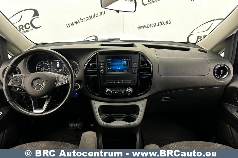 Mercedes-Benz Vito Tourer 116 CDI Automatas 2022