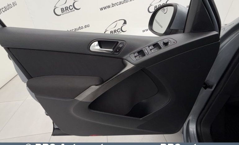 
								Volkswagen Tiguan 2.0 TDI 4Motion Automatas 2008 full									