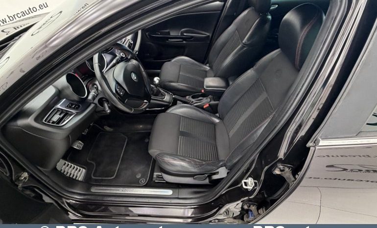 
								Alfa Romeo Giulietta 1.6 JTDm 2010 full									