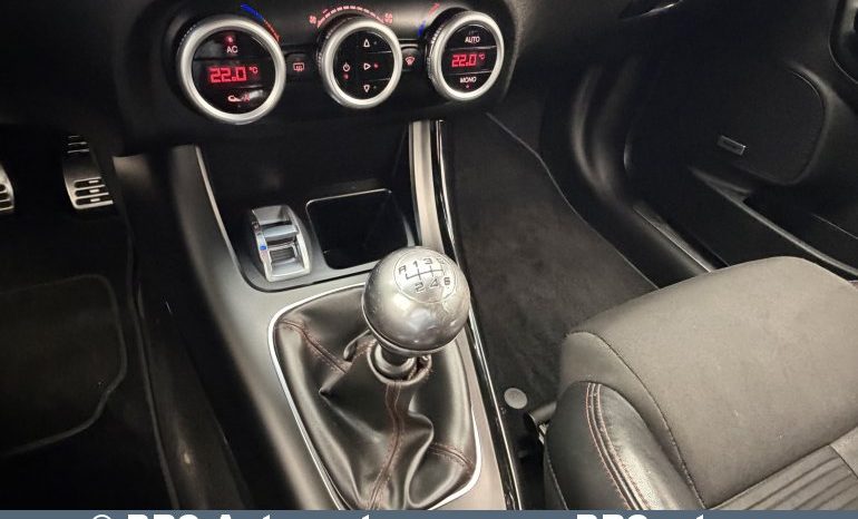 
								Alfa Romeo Giulietta 1.6 JTDm 2010 full									