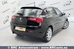 
										Alfa Romeo Giulietta 1.6 JTDm 2010 full									