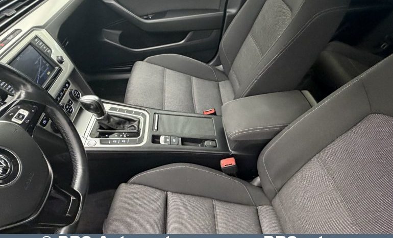 
								Volkswagen Passat 2.0 TDI Bluemotion Variant Automatas 2015 full									