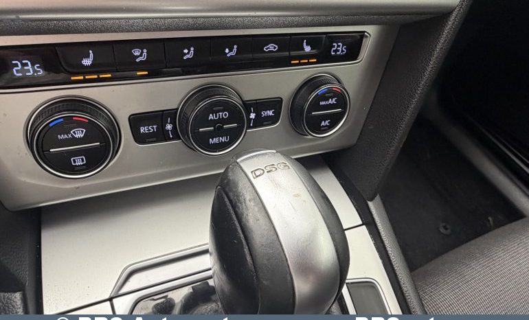 
								Volkswagen Passat 2.0 TDI Bluemotion Variant Automatas 2015 full									