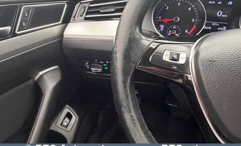 
								Volkswagen Passat 2.0 TDI Bluemotion Variant Automatas 2015 full									
