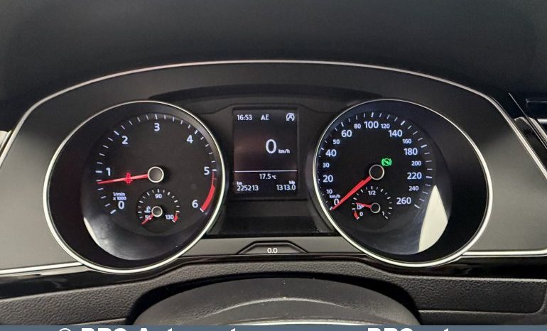 
								Volkswagen Passat 2.0 TDI Bluemotion Variant Automatas 2015 full									