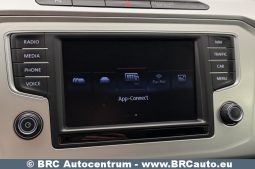 
										Volkswagen Passat 2.0 TDI Bluemotion Variant Automatas 2015 full									