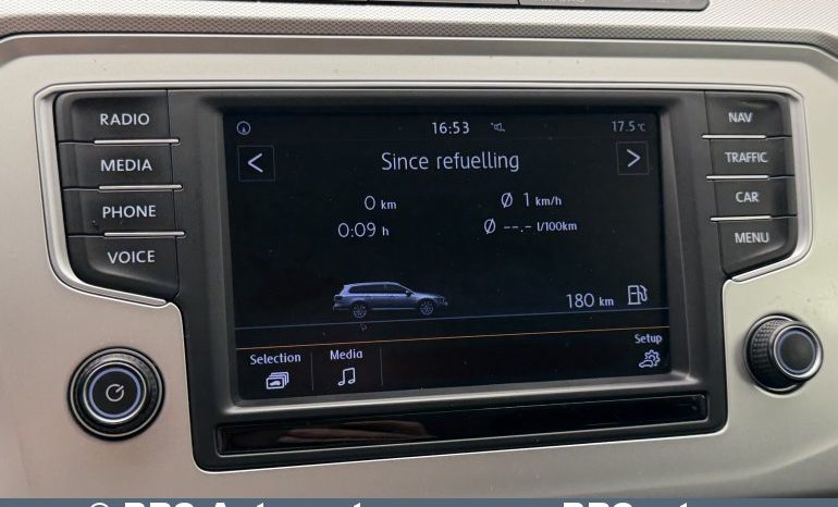 
								Volkswagen Passat 2.0 TDI Bluemotion Variant Automatas 2015 full									