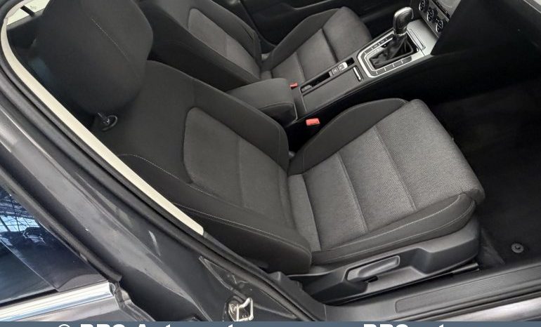
								Volkswagen Passat 2.0 TDI Bluemotion Variant Automatas 2015 full									