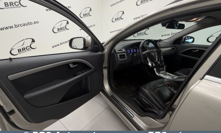 
								Volvo V70 D3 Automatas 2012 full									