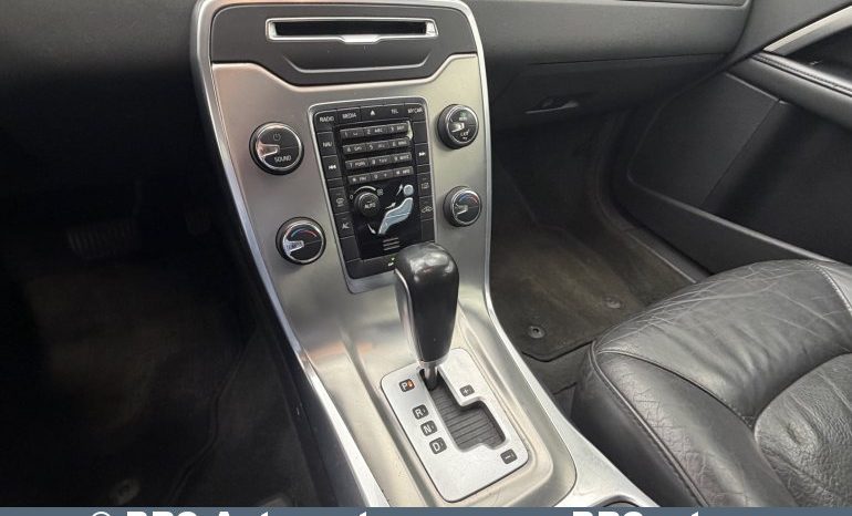 
								Volvo V70 D3 Automatas 2012 full									