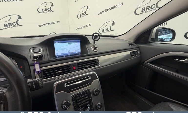 
								Volvo V70 D3 Automatas 2012 full									