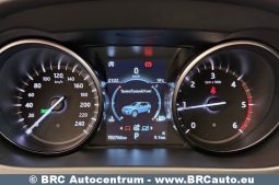 
										Land Rover Discovery Sport 2.0D Ingenium AWD Automatas 2019 full									
