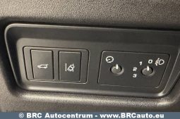 
										Land Rover Discovery Sport 2.0D Ingenium AWD Automatas 2019 full									