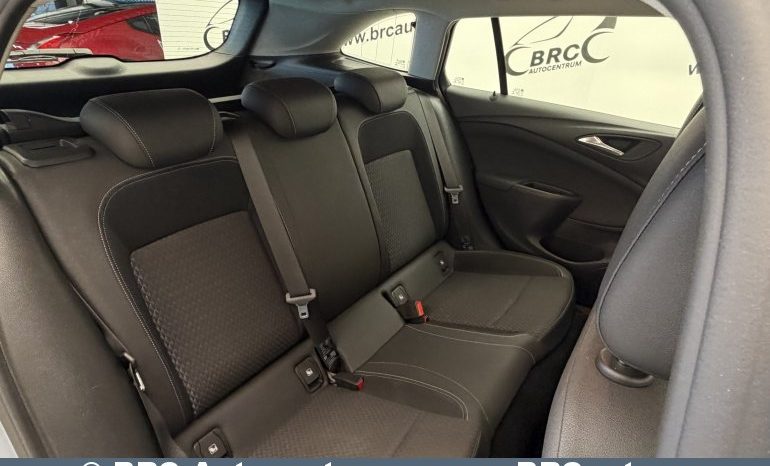 
								Opel Astra Sports Tourer + 1.6CDI Automatas 2018 full									