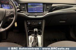 
										Opel Astra Sports Tourer + 1.6CDI Automatas 2018 full									