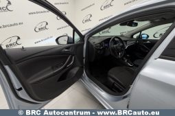 
										Opel Astra Sports Tourer + 1.6CDI Automatas 2018 full									