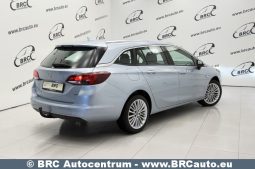 
										Opel Astra Sports Tourer + 1.6CDI Automatas 2018 full									