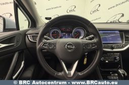 
										Opel Astra Sports Tourer + 1.6CDI Automatas 2018 full									