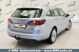 
										Opel Astra Sports Tourer + 1.6CDI Automatas 2018 full									