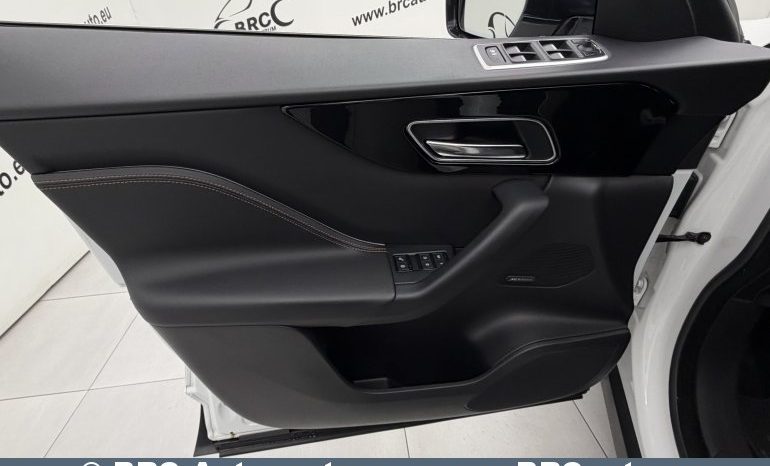
								Jaguar F-Pace 2.0 Automatas 2018 full									