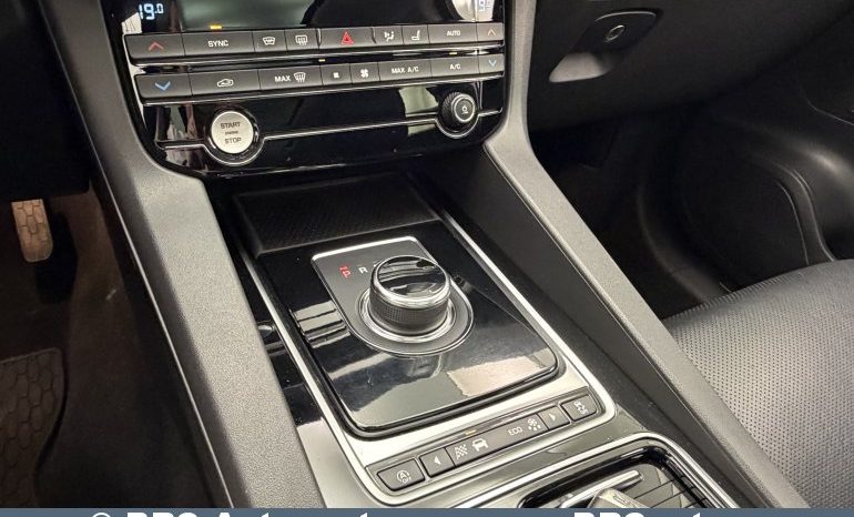 
								Jaguar F-Pace 2.0 Automatas 2018 full									