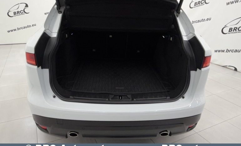
								Jaguar F-Pace 2.0 Automatas 2018 full									