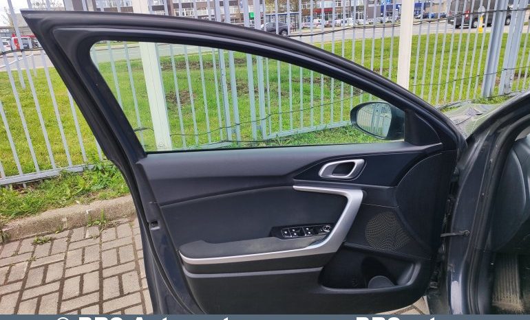 
								Kia Ceed 1.0 T-GDI 2021 full									