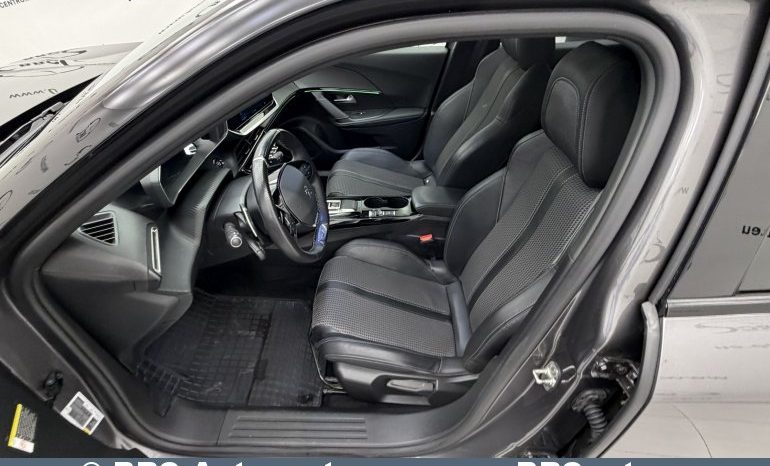 
								Peugeot 2008 GT Line Automatas 2022 full									