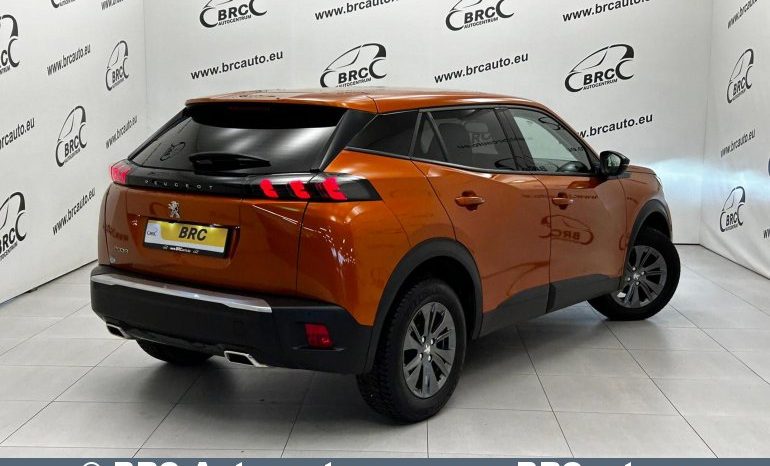 
								Peugeot 2008 1.2 PureTech Automatas 2022 full									