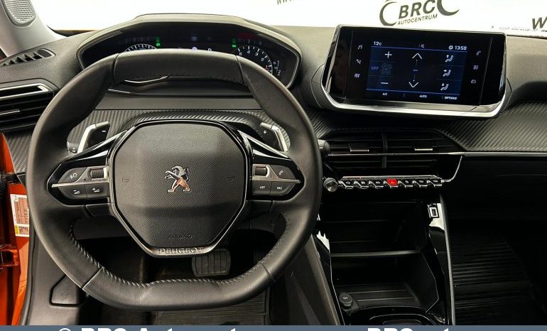 
								Peugeot 2008 1.2 PureTech Automatas 2022 full									