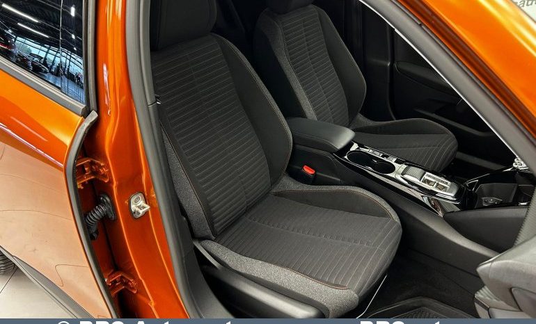 
								Peugeot 2008 1.2 PureTech Automatas 2022 full									