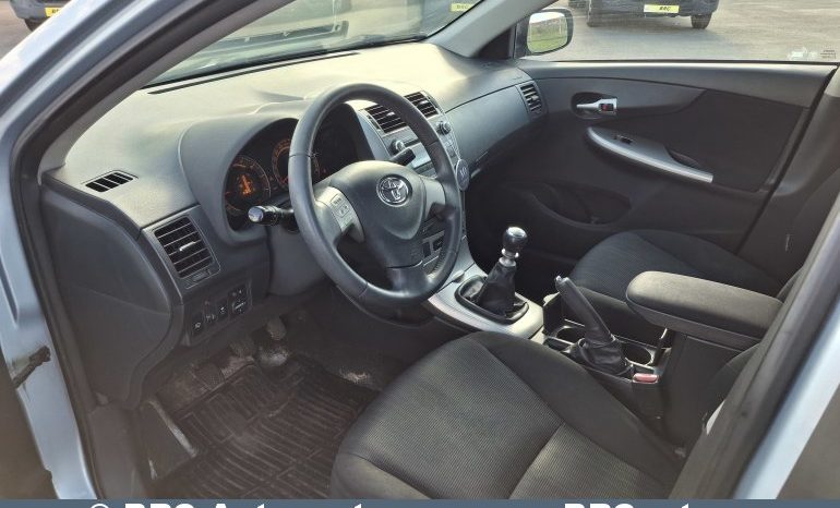 
								Toyota Corolla 1.6 Valvematic 2010 full									
