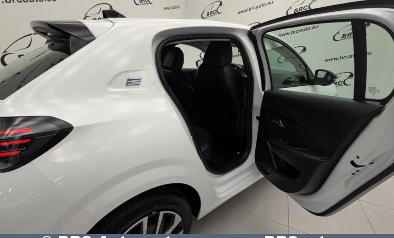
								Peugeot 208 E 51 kWh Automatas 2025 full									
