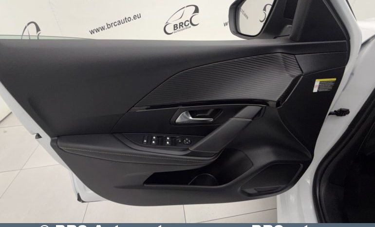 
								Peugeot 208 E 51 kWh Automatas 2025 full									