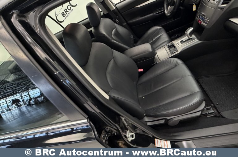 Subaru Legacy 2.5i Symmetrical AWD Automatas 2011