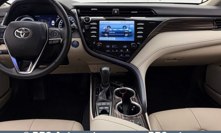 
								Toyota Camry 2.5 Hybrid Automatas 2021 full									