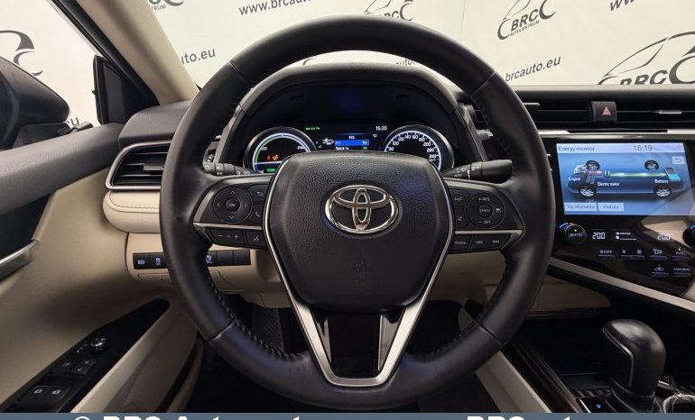 
								Toyota Camry 2.5 Hybrid Automatas 2021 full									