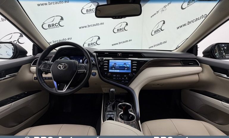 
								Toyota Camry 2.5 Hybrid Automatas 2021 full									