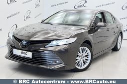 
										Toyota Camry 2.5 Hybrid Automatas 2021 full									