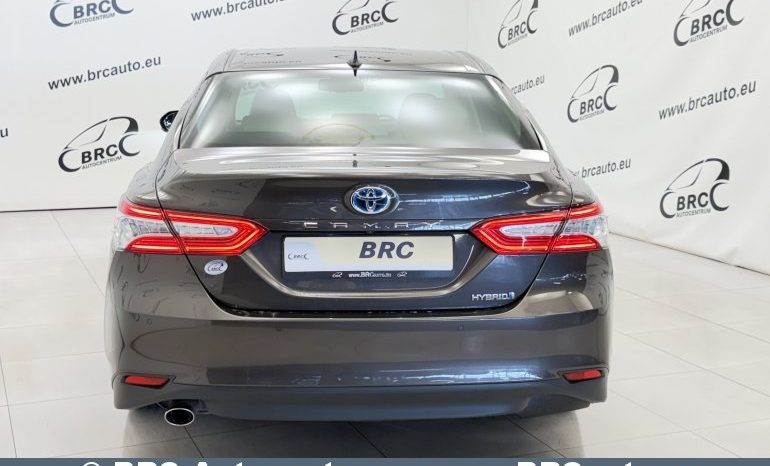 
								Toyota Camry 2.5 Hybrid Automatas 2021 full									