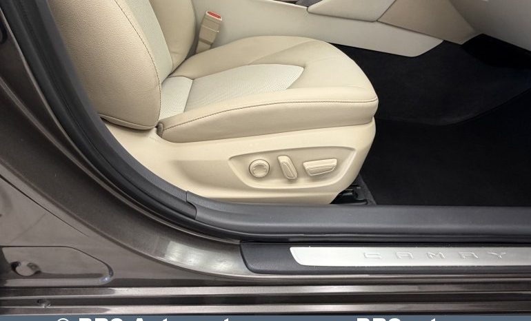 
								Toyota Camry 2.5 Hybrid Automatas 2021 full									