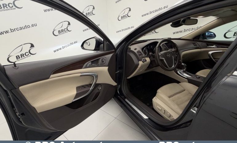 
								Opel Insignia Sports Tourer SW 4×4 Automatas 2013 full									