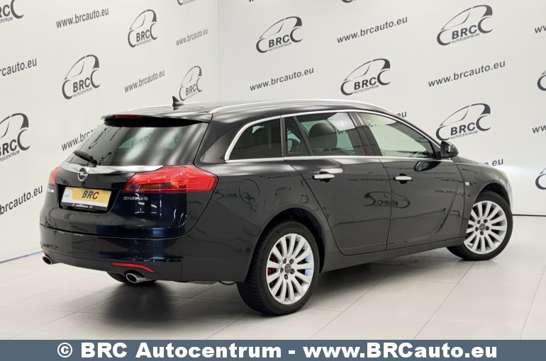 Opel Insignia Sports Tourer SW 4×4 Automatas 2013