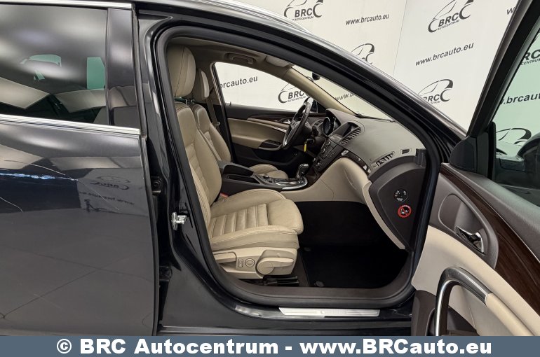 Opel Insignia Sports Tourer SW 4×4 Automatas 2013