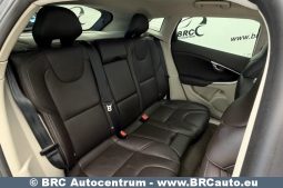 
										Volvo V40 Cross Country 2.0 D3 Automatas 2016 full									