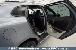 
										Volvo V40 Cross Country 2.0 D3 Automatas 2016 full									