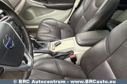 
										Volvo V40 Cross Country 2.0 D3 Automatas 2016 full									