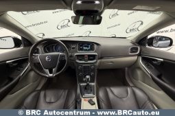 
										Volvo V40 Cross Country 2.0 D3 Automatas 2016 full									