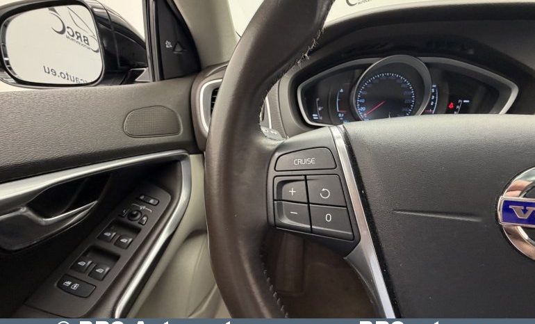 
								Volvo V40 Cross Country 2.0 D3 Automatas 2016 full									